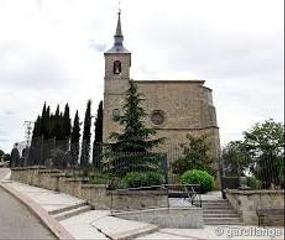 Maison à Navalagamella. Espectacular vivienda con parcela en el centro histórico de nava