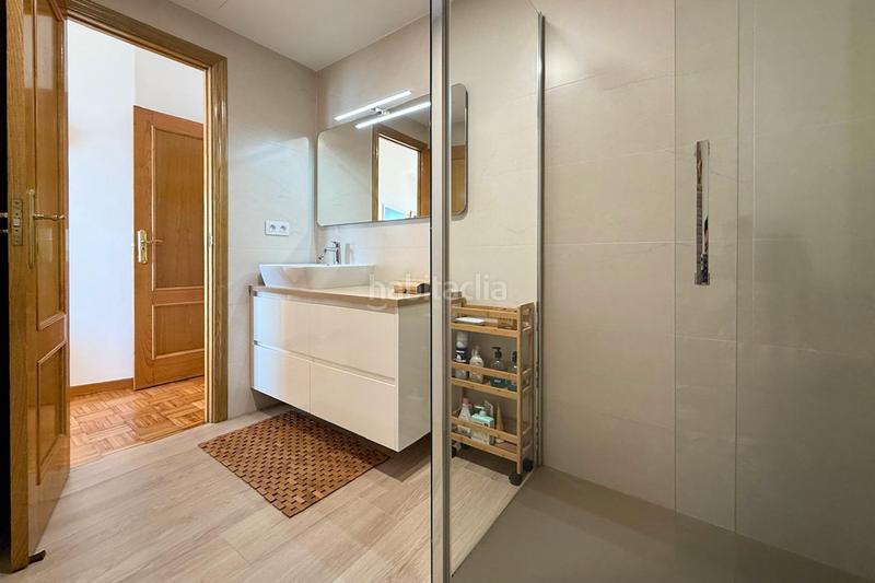 Foto 88ddff8f-9e98-4d15-8895-f1ad202f0e3e. Ground floor with parking in Sanxenxo pueblo Sanxenxo