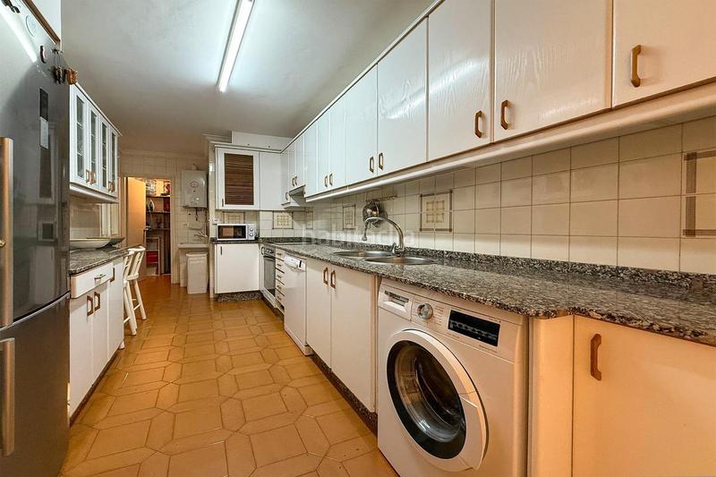 Foto b9d62122-56de-4d16-9ee2-d437f279fc08. Ground floor with parking in Sanxenxo pueblo Sanxenxo