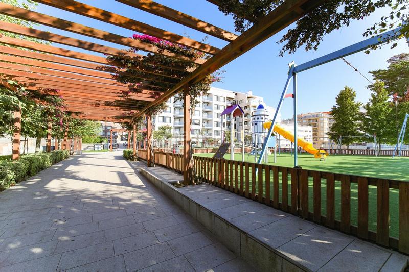 Foto f773a0be-f54e-4a25-8365-a4603c8d2293. Ground floor with parking in Sanxenxo pueblo Sanxenxo