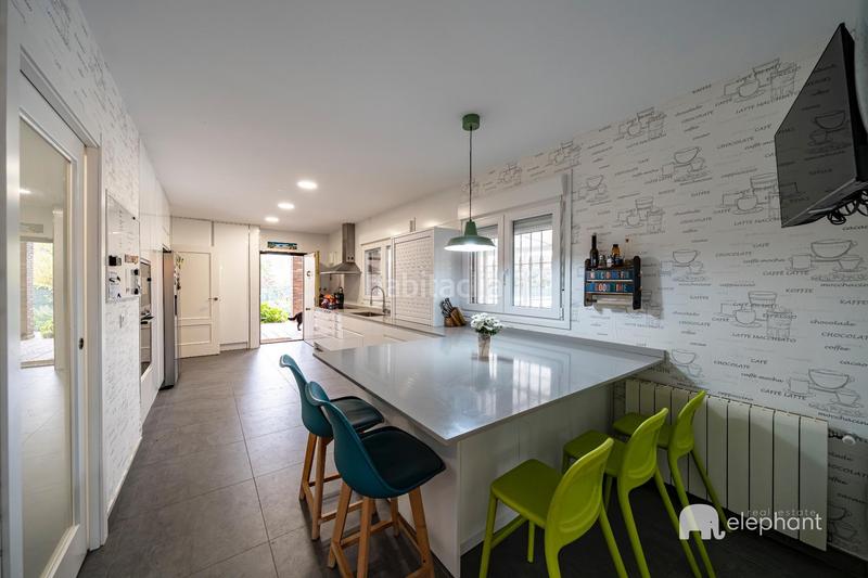 Foto 7e6ae1ef-8807-4296-b339-c2f81dbddced. Chalet mit parking pool in La Berzosilla Torrelodones