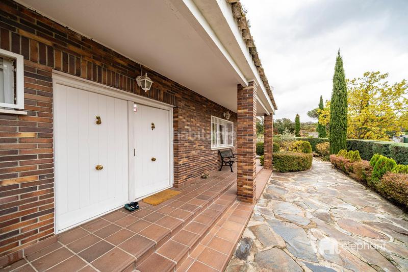 Foto 967e2c57-2595-47a2-a6fe-dbd5595a2cc6. Chalet mit parking pool in La Berzosilla Torrelodones