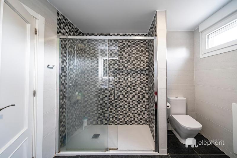 Foto c7116ff7-e762-4dd2-8149-9f866d6bf1ba. Chalet mit parking pool in La Berzosilla Torrelodones