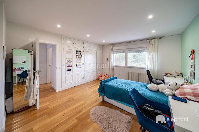 Foto 4f81a886-affb-447a-b8a8-2a8d79cf255a. Chalet en La Berzosilla Torrelodones