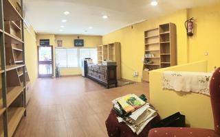 Locale commerciale en Santa Eugenia. Alfa vende local comercial de 76 m2, a pie de calle, reformado h