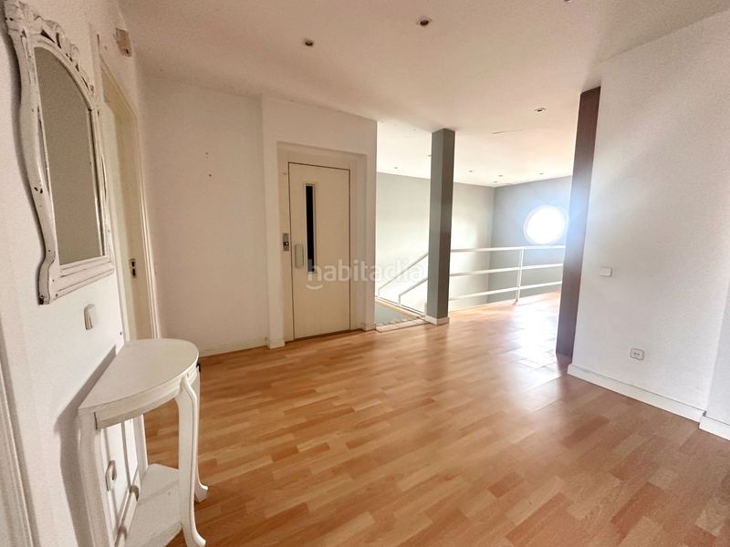 Foto 4e62d581-a7c9-4567-a95f-bedf4f84c5e5. Casa adossada amb calefacció aparcament a Pinar del Rey Madrid