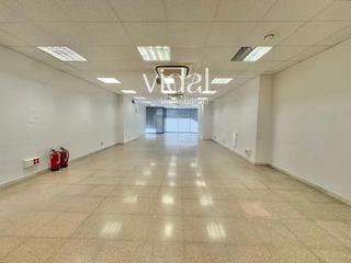 Local Comercial a Avinguda Catalunya. Local comercial en ple centre de palamos.