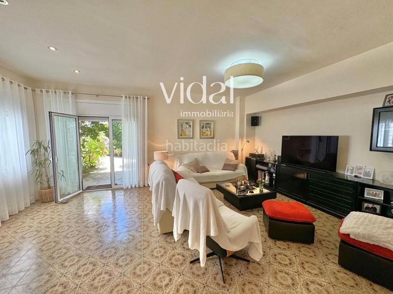 Foto 2f2f0541-51bd-4b52-8bc8-a43714a2455e. Casa con riscaldamento parcheggio in Avinguda Catalunya Palamós