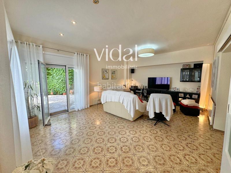 Foto 7d82eade-b340-4ae3-b34d-2d8e690751ee. Casa con riscaldamento parcheggio in Avinguda Catalunya Palamós