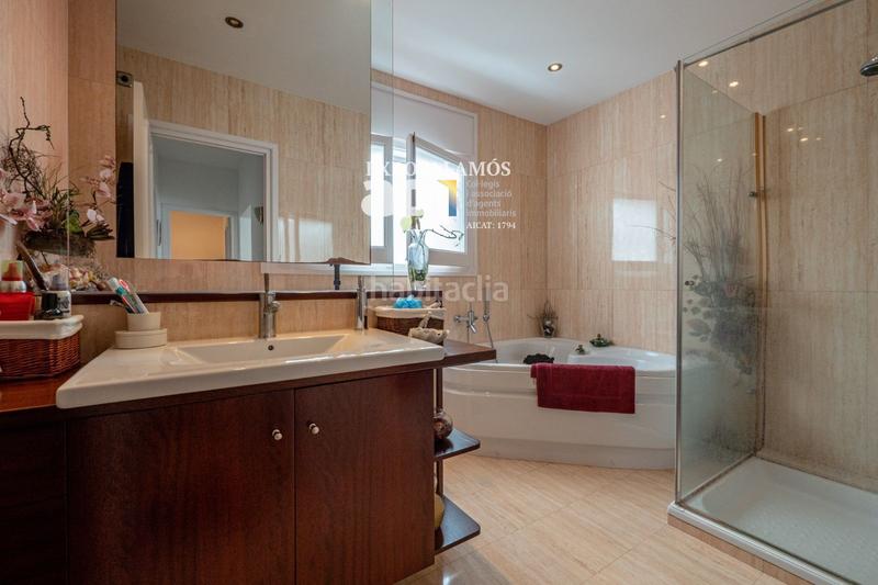 Foto 8ebe38bf-2b05-4214-8e28-318f43e4605f. Casa con riscaldamento parcheggio in Avinguda Catalunya Palamós