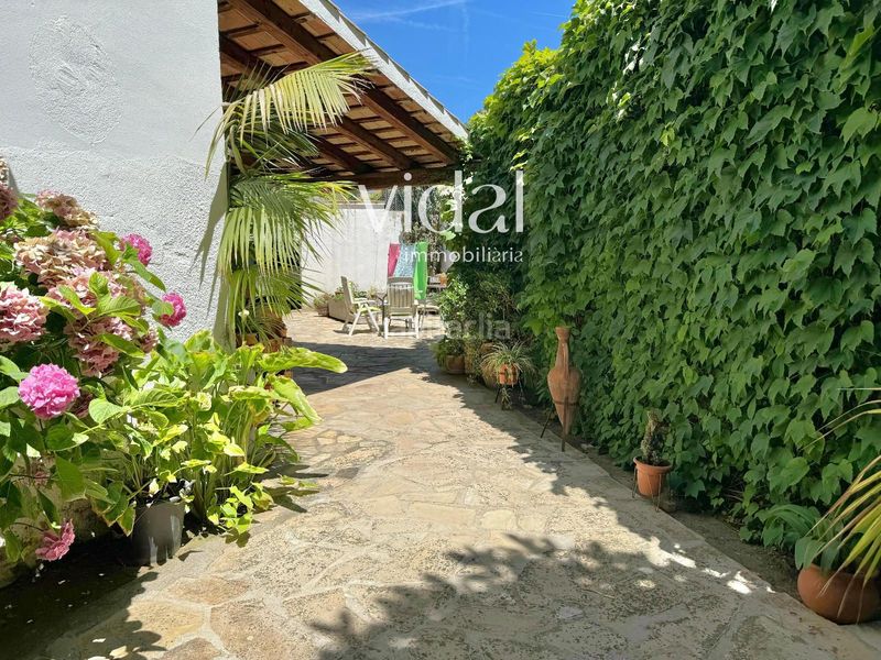 Foto fa10716b-0009-42ca-b885-6a98ca334702. Casa amb calefacció aparcament a Avinguda Catalunya Palamós