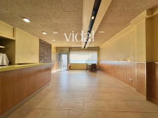 Rent Business premise in Avinguda Catalunya. Local comercial a peu de carrer.