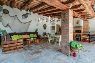Édifice à Sant Joan - Vilarromà. Àmplia casa familiar, molt ben situada en zona plana, a prop de