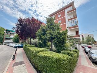 Pis  Calle de parodia. Piso en venta en calle parodia