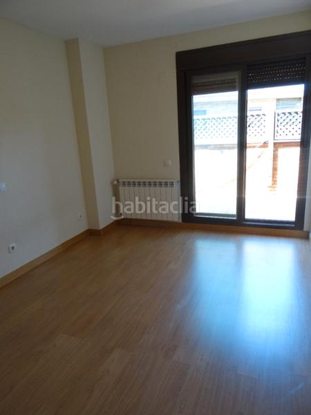 Foto a8423e61-2b11-47f1-a9dc-afcb3ad3928e. Alquiler ático en calle islas pitiusas 23 en El Pinar-Punta Galea Rozas de Madrid (Las)