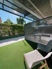 Miete Büro  Calle castillo de fuensaldaña. Preciosa oficina en planta baja con zona de amplia terraza
