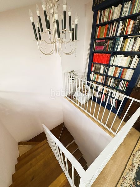 Foto dc0da8c2-8a04-49d1-8d94-81a629648256. Towny house with fireplace heating parking pool in Rozas de Madrid (Las)