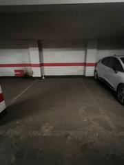Parking coche  Paseo de las delicias. Plaza de garaje en venta en paseo delicias