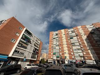 Pis  Calle de ginzo de limia. Piso ginzo de limia