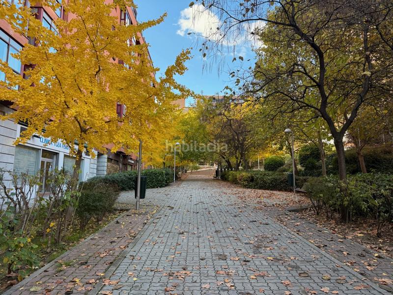 Foto 189e22e8-a158-4db1-8cb0-41f375291d65. Piso  exterior en urbanización de recién construccion en Madrid