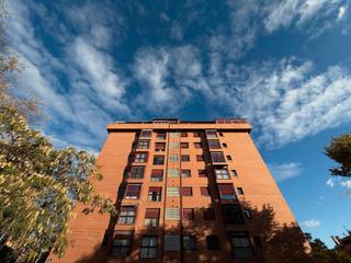 Pis  Paseo de juan antonio vallejo-nájera botas. Piso exterior en urbanización de recién construccion