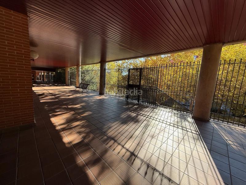 Foto 7eed479c-4494-433a-a9a2-7d16bf2abf35. Piso  exterior en urbanización de recién construccion en Madrid