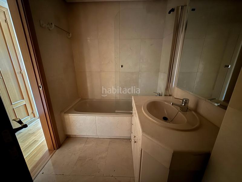 Foto b3a61e2f-d0d0-4192-a110-592d6c0091a2. Piso  exterior en urbanización de recién construccion en Madrid