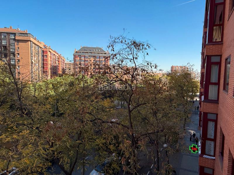 Foto bb6e693d-1dbf-4c14-a4dd-4ce96a18bbd6. Piso  exterior en urbanización de recién construccion en Madrid