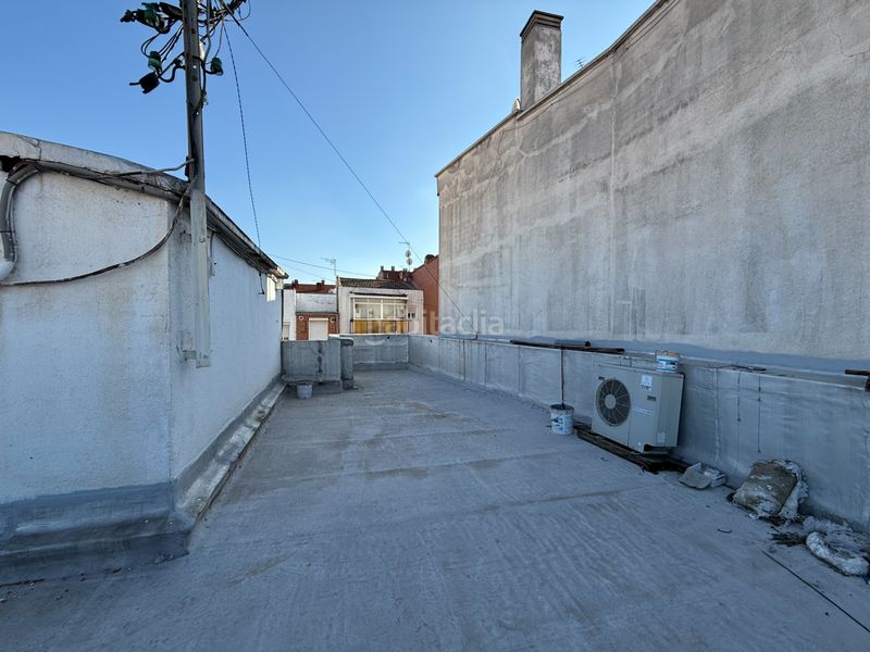 Foto fb872a36-b7d8-442c-88eb-d47cab756db6. Edifici a San Isidro Madrid