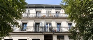 Pis a Calle de Embajadores