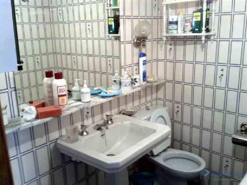 Foto 11f5f25e-9e97-4d2f-ab60-980a7e6ec924. Casa a schiera in calle jesús adrán 6 in Villafranca del Bierzo