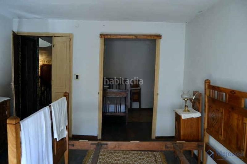Foto 5e9b26ee-01cd-4a69-b885-e1200d4d093e. Casa a schiera in calle jesús adrán 6 in Villafranca del Bierzo