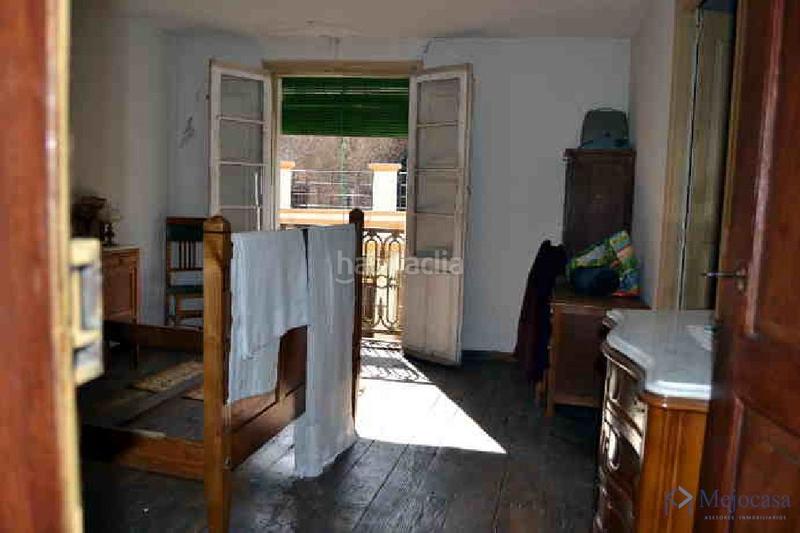 Foto 7057b6a8-9d10-4579-8aa3-562bf3fc9b1d. Casa a schiera in calle jesús adrán 6 in Villafranca del Bierzo