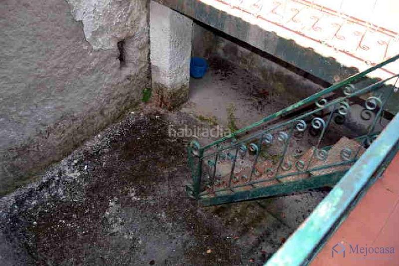 Foto c6bb7897-c256-49c9-970c-3003c82e25df. Casa a schiera in calle jesús adrán 6 in Villafranca del Bierzo