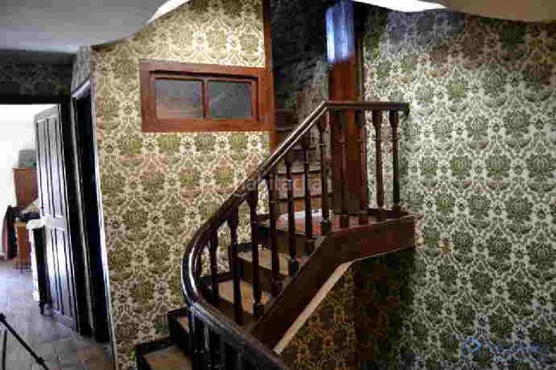 Foto f1d92cae-a7af-4388-8d62-f4f2d1f725f1. Casa a schiera in calle jesús adrán 6 in Villafranca del Bierzo