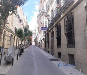 Local Comercial en Calle de Pizarro