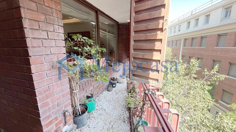 Foto 0a0e94c3-3f4a-4995-9f44-2b8bb001701c. Appartamento con riscaldamento parcheggio piscina in Madrid