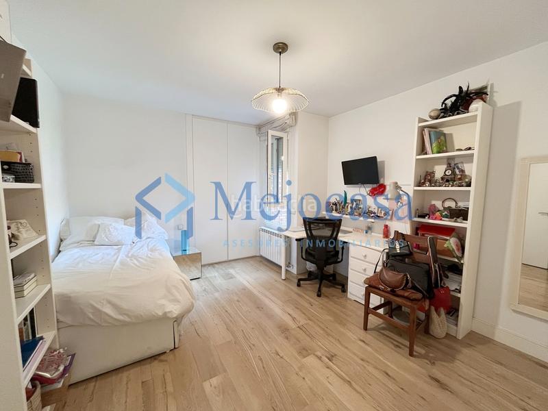 Foto 432c2f12-8a03-40f2-b969-fc900a8909e7. Appartamento con riscaldamento parcheggio piscina in Madrid