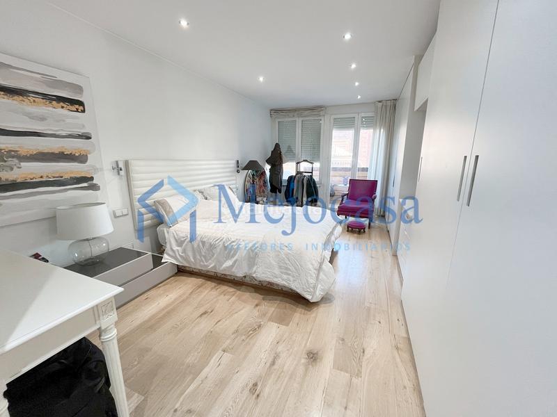 Foto 79c2032d-66a5-47d7-a923-706525c93176. Appartamento con riscaldamento parcheggio piscina in Madrid