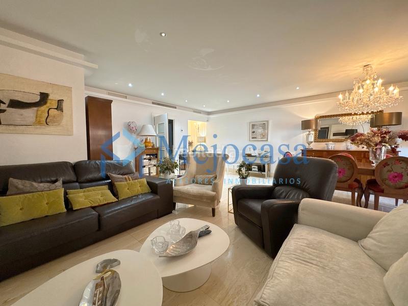Foto 9d63fb36-e7bd-4328-a35e-2957e2903958. Appartamento con riscaldamento parcheggio piscina in Madrid