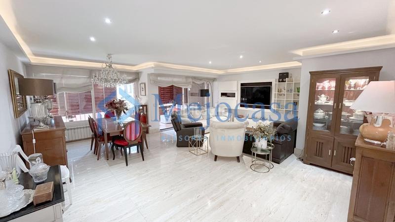 Foto aae17eee-b2cd-4d9d-91ad-0006e4c63d3d. Appartamento con riscaldamento parcheggio piscina in Madrid