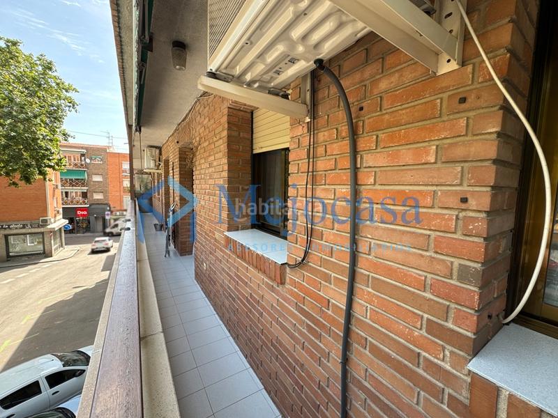 Foto b126e03b-c206-4b76-937d-24623610478e. Pis amb calefacció a Pradolongo Madrid