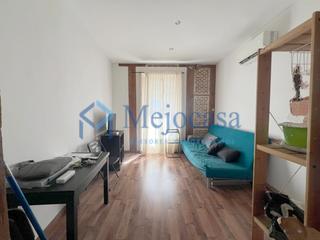 Appartement  Calle de la esperanza. Oportunidad en pleno lavapiés – piso de 77 m² con 4 balcones ext