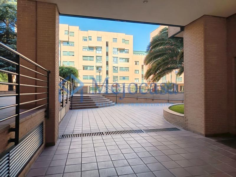 Foto 2a77c466-d5db-4ecd-9c9b-8ec1af332347. Appartamento con riscaldamento parcheggio piscina in Madrid