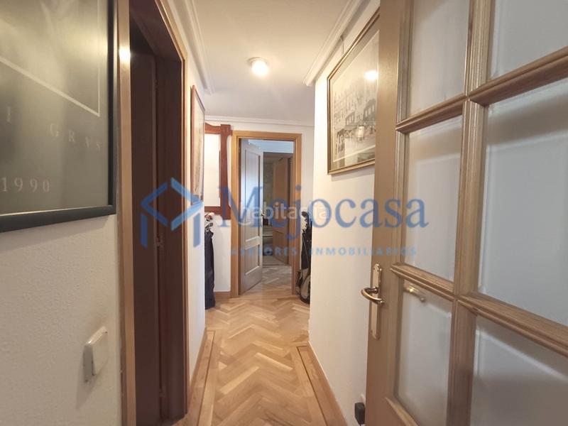 Foto a103bd88-2bb0-44a9-b575-db8800e05d31. Appartamento con riscaldamento parcheggio piscina in Madrid