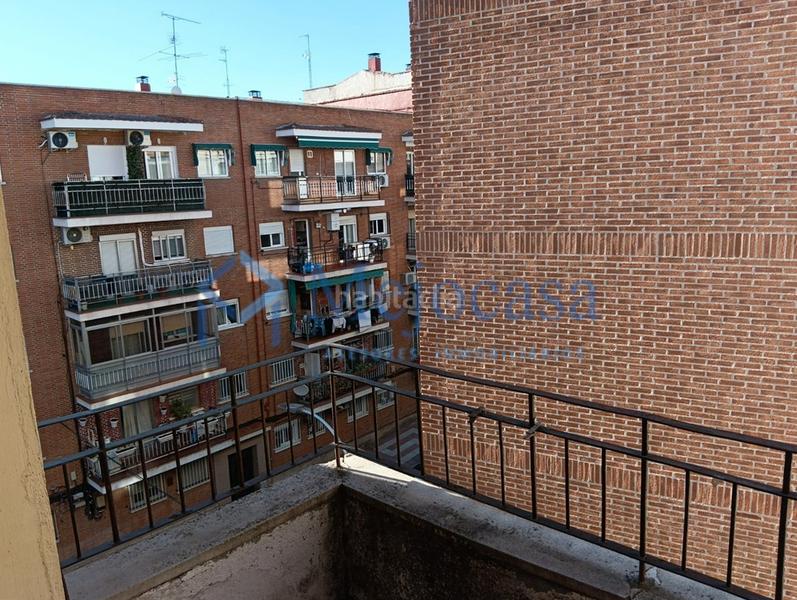 Foto 678df7d7-50c9-402a-b172-16341a7d181e. Pis a Canillejas Madrid