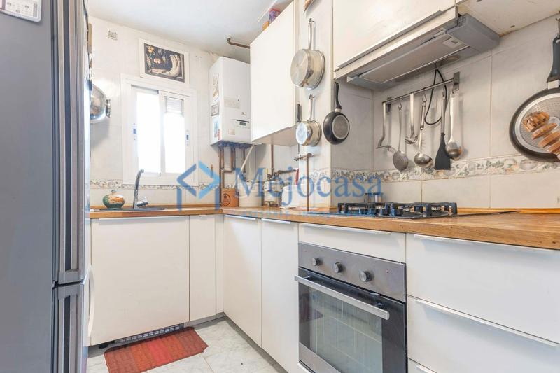 Foto 752ae6e8-0c41-45d6-91db-bc275fa9101e. Etagenwohnung mit heizung in Embajadores-Lavapiés Madrid