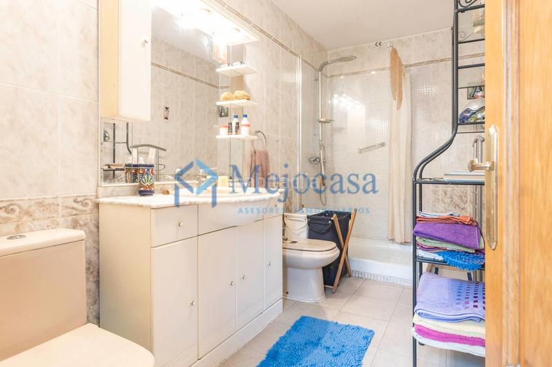 Foto edbe2850-e4ae-4c2b-9691-7cf18c23bf4f. Etagenwohnung mit heizung in Embajadores-Lavapiés Madrid