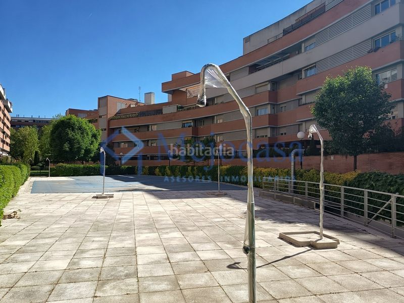 Foto 013278b0-71f5-4f1b-95ac-d6308376205b. Pis amb calefacció aparcament piscina a Alameda de Osuna Madrid