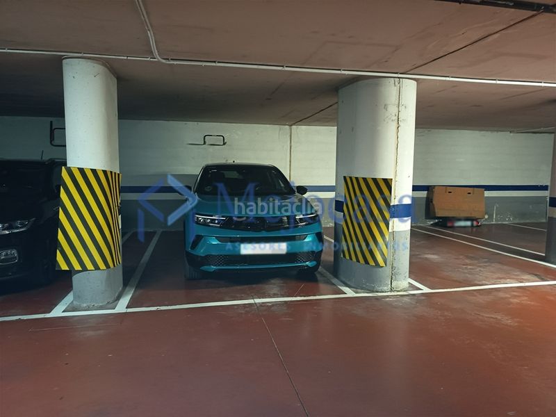 Foto 09d542e0-9efb-4dd5-97c1-e4719bb3db2c. Pis amb calefacció aparcament piscina a Alameda de Osuna Madrid